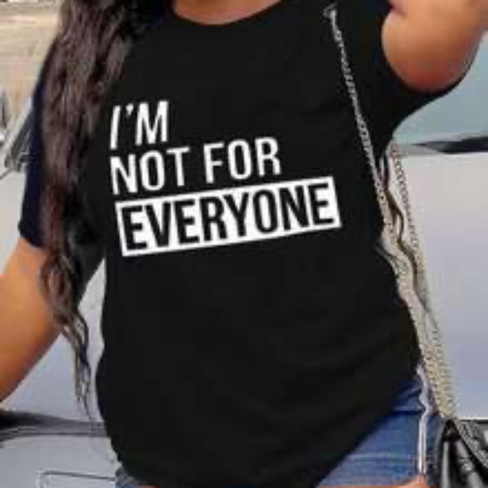Plus Size Women's T-ShirtBlackNeck e Regular Fit